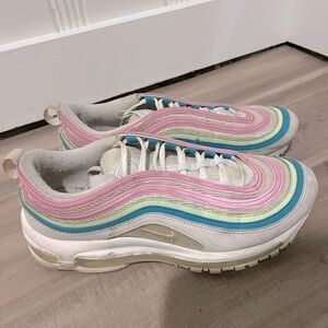 women’s nike air max 97’s!!!